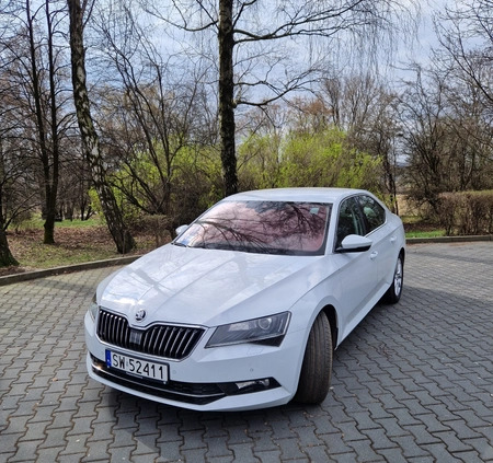 Skoda Superb cena 105000 przebieg: 34811, rok produkcji 2019 z Opole małe 92